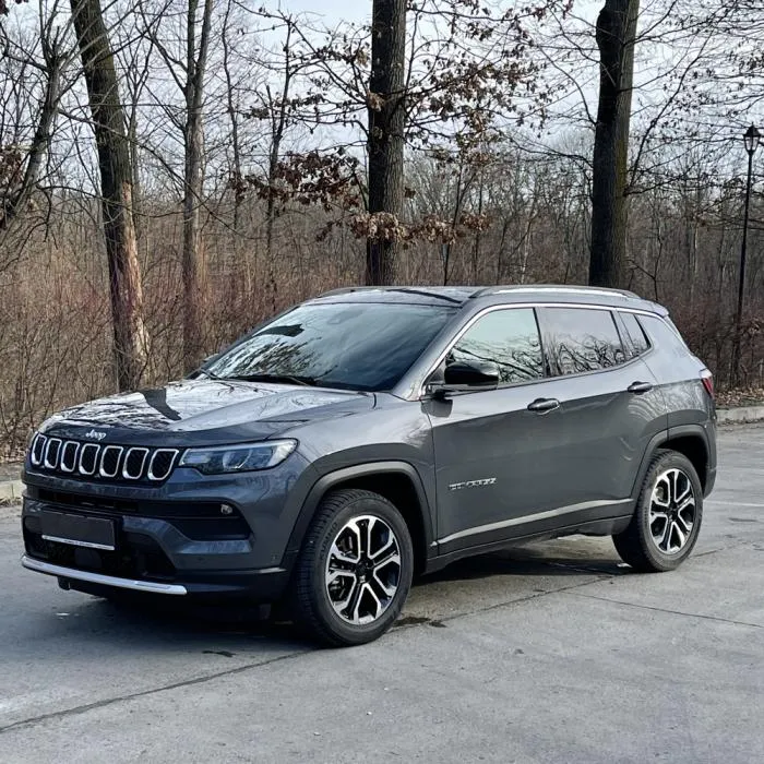 Jeep Compass (Automatic)