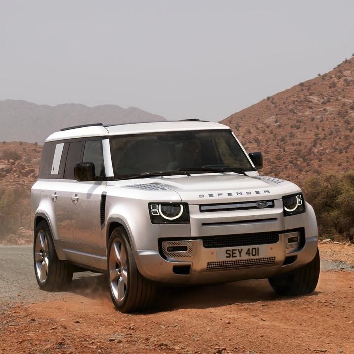 Land Rover Defender (4x4 Automatic) Diesel