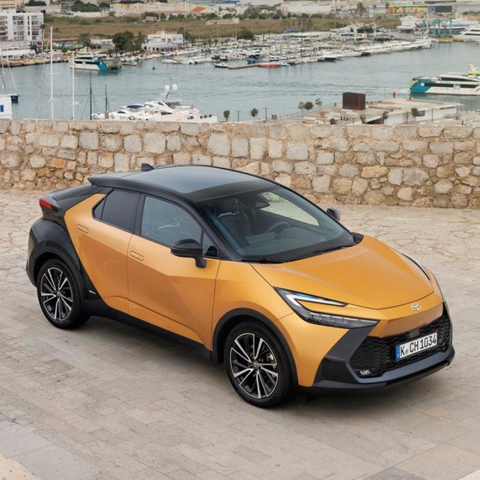 Toyota C-HR Premiere Edition (4x4 Automatic) Hybrid