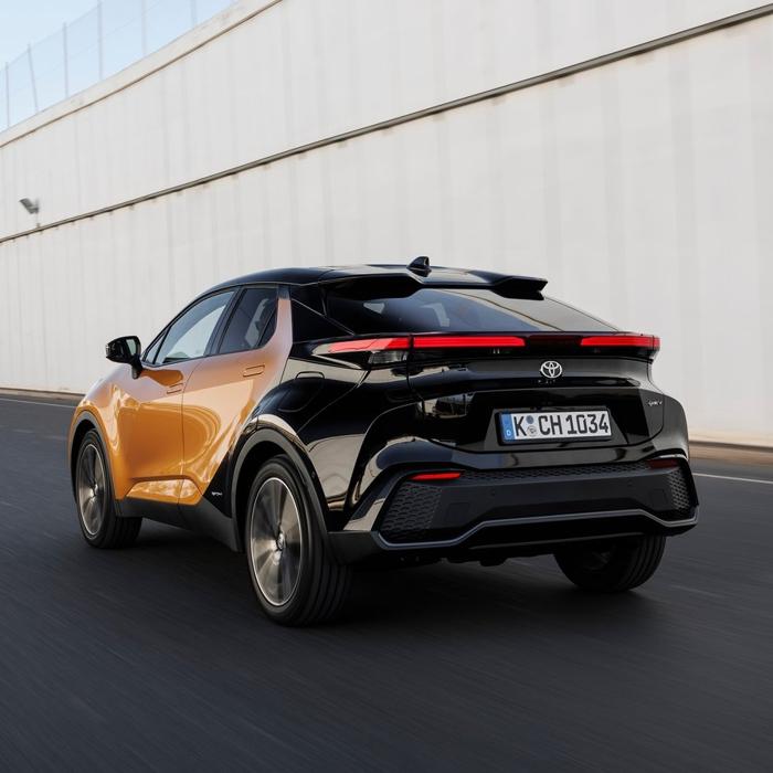 Toyota C-HR Premiere Edition (4x4 Automat) Hybrid