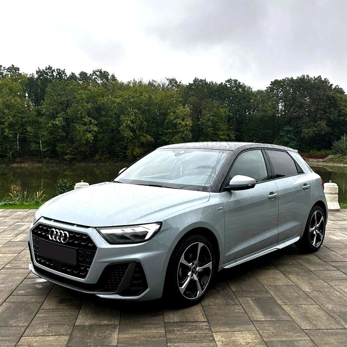 Audi A1 Sportback S-Line (Automatic)