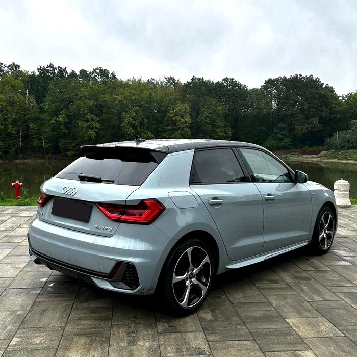 Audi A1 Sportback S-Line (Automatic)